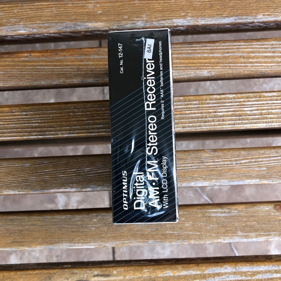 Vintage Optimus AM/FM Stereo Mate Portable Radio 12-147 Factory Sealed NOS - Picture 4 of 6